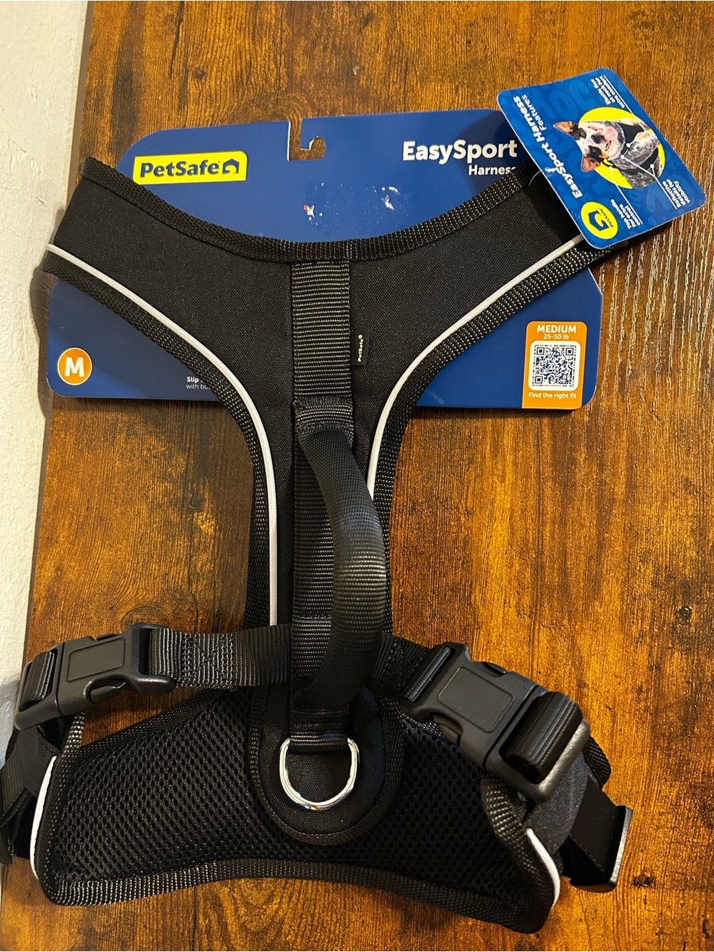 PetSafe EasySport Medium Black Dog Harness with Reflective Trim